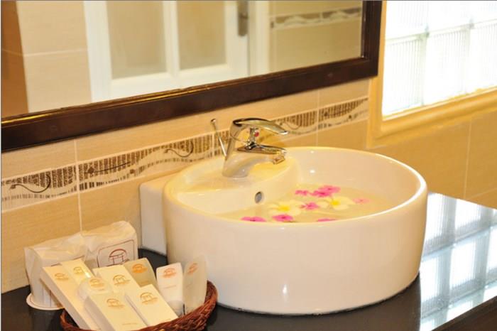SWISS VILLAGE RESORT & SPA